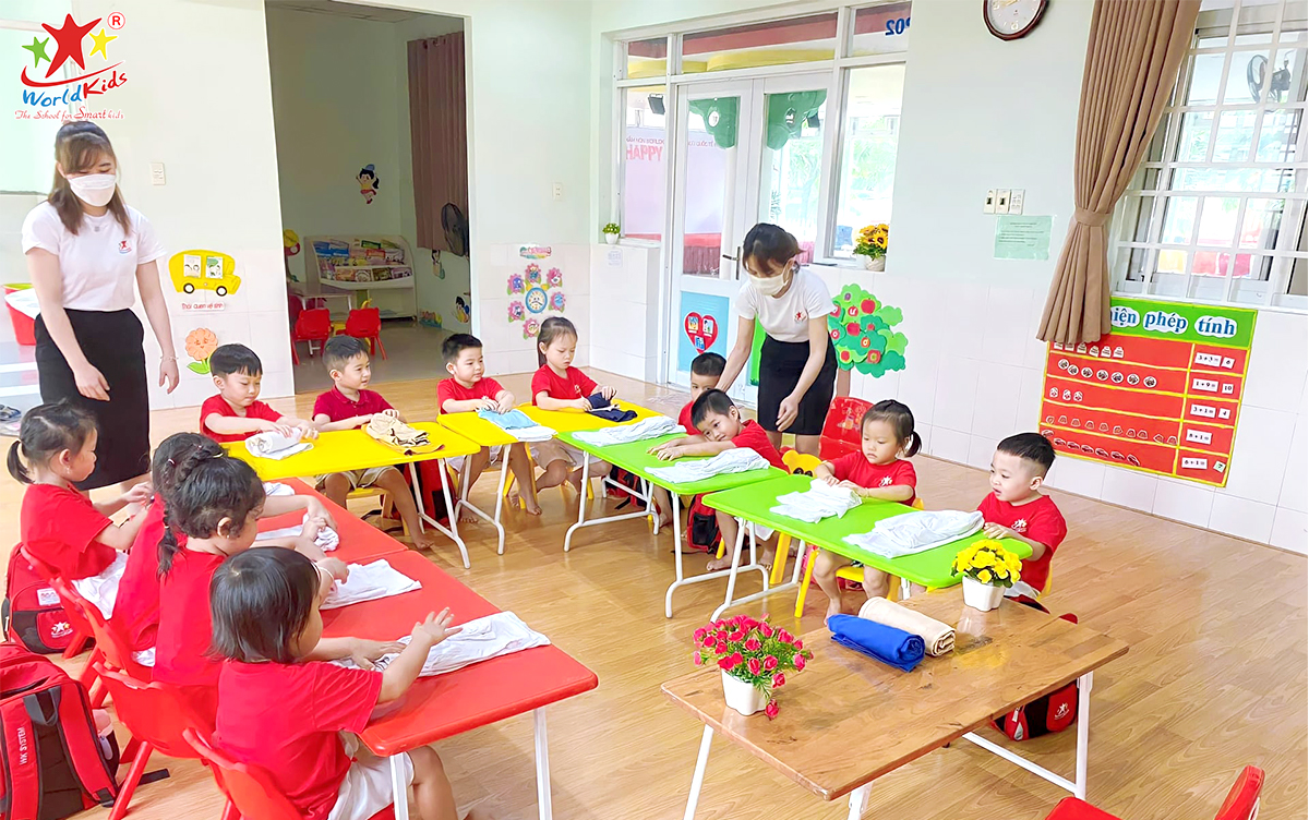 Phương pháp Montessori và sự phát triển ngôn ngữ ở trẻ mầm non tại Worldkids