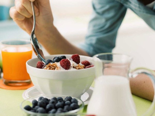 Bữa sáng là bữa ăn quan trọng nhất trong một ngày: Bạn đã biết ăn bao nhiêu calo?